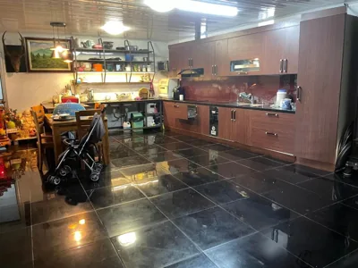 Tweepersoonskamer met Eigen Badkamer — Lee Homestay